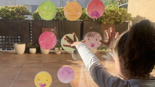 Emotional Stickers: Crea espacio emocional - Imagen 2